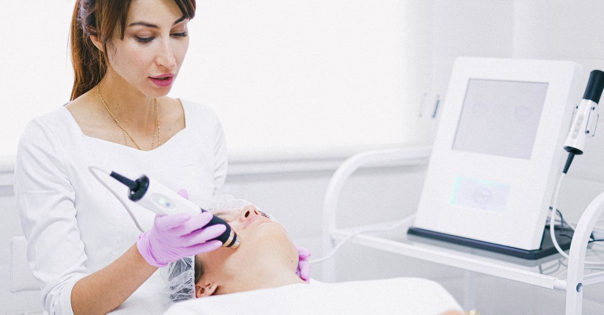 TRIANGEL Launches ENDOLASER Plus—RF Microneedling for Body Tightening